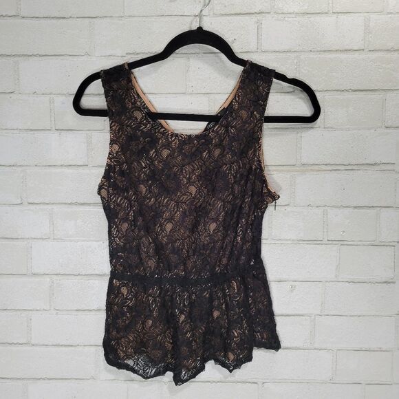 Forever 21 black lace open back tank - Picture 1 of 11